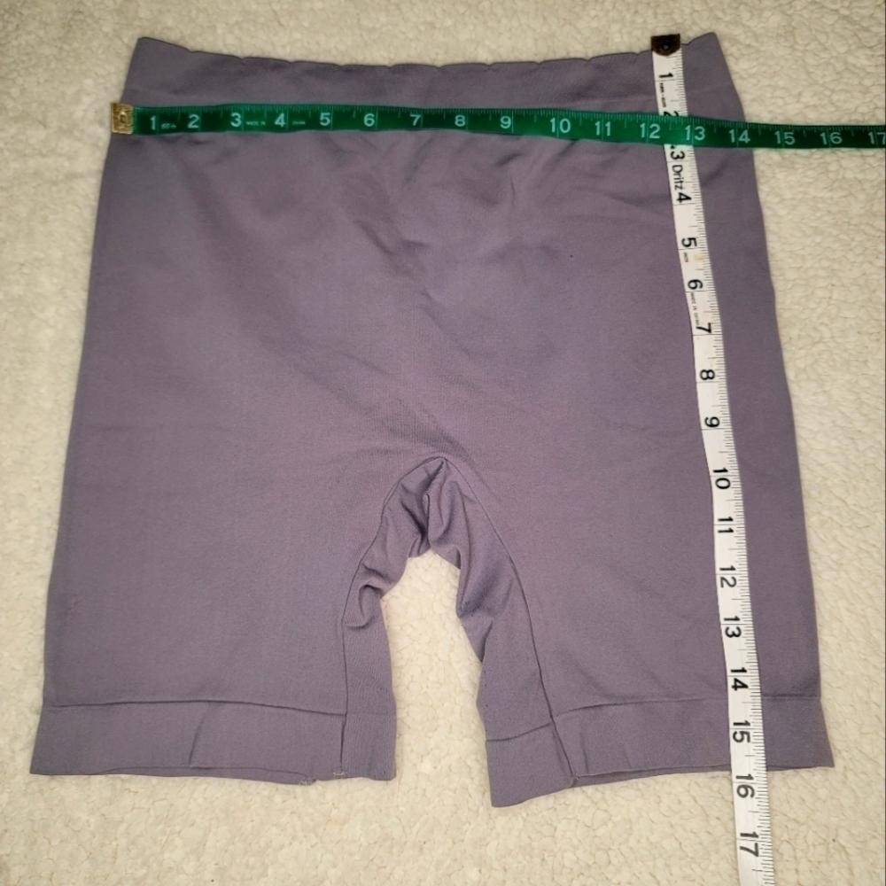 0148. NWOTs ~ Marilyn Monroe Intimates ~ XL ~ So easy to wear!